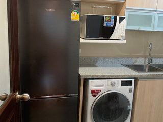 For rent 2 bedrooms condo in Pathum Wan, Bangkok