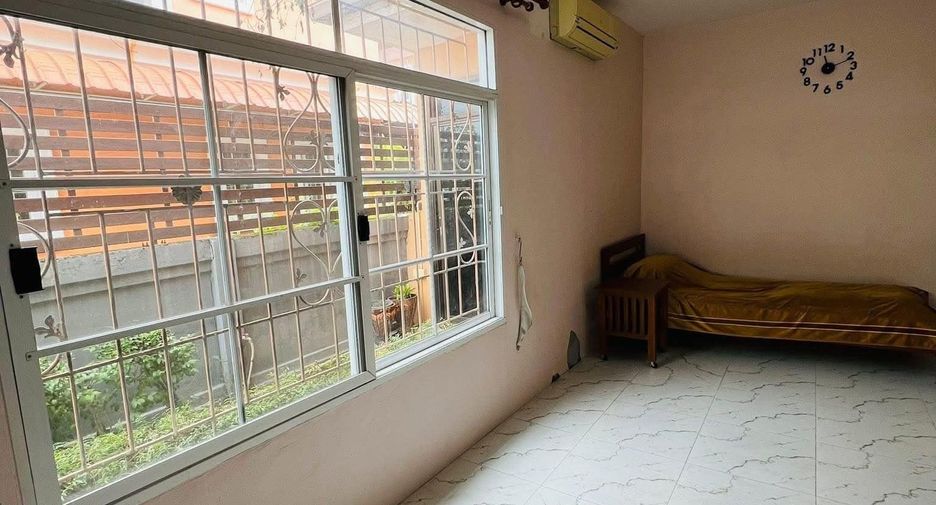 For rent 4 bedrooms house in Nong Chok, Bangkok