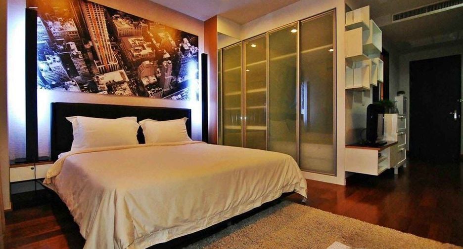 For rent 1 bed condo in Pathum Wan, Bangkok