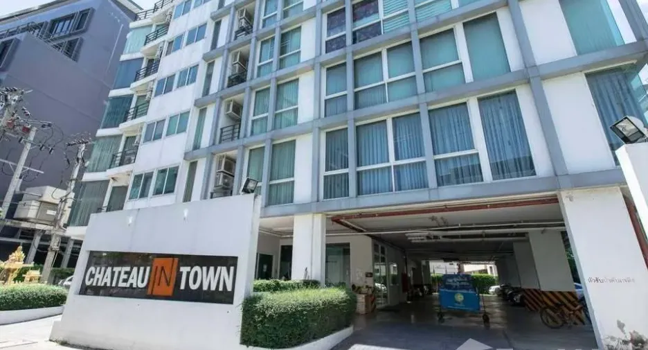 À louer 1 chambre condo à Huai Khwang, Bangkok