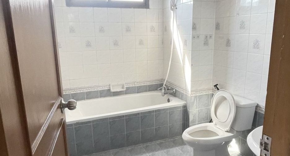 Apartment zur Miete mit 2 Zimmer in Watthana, Bangkok