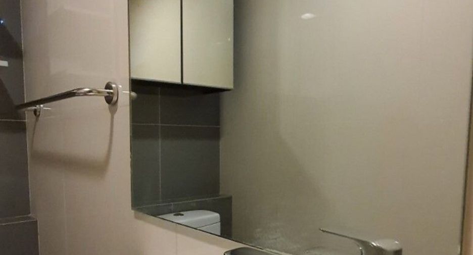 For rent 2 bedrooms condo in Phra Khanong, Bangkok
