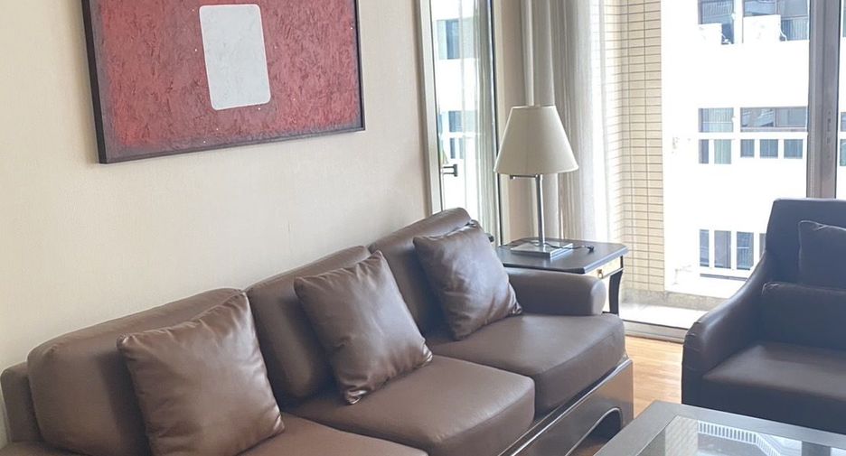 For rent 2 bedrooms condo in Pathum Wan, Bangkok
