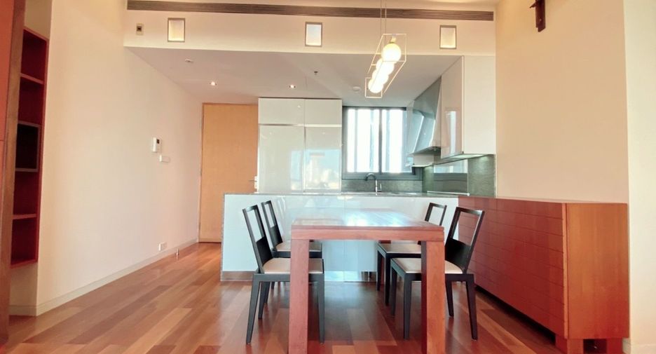 For rent 2 bedrooms condo in Sathon, Bangkok