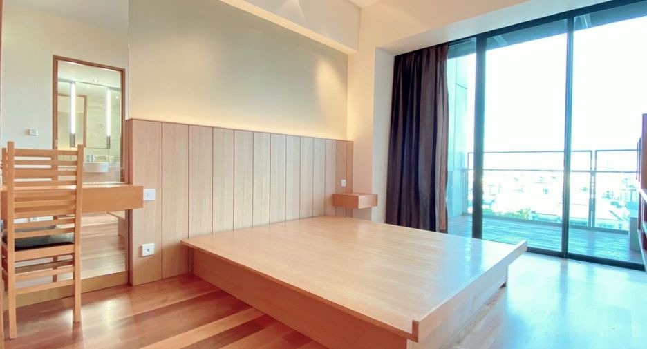 For rent 2 bedrooms condo in Sathon, Bangkok