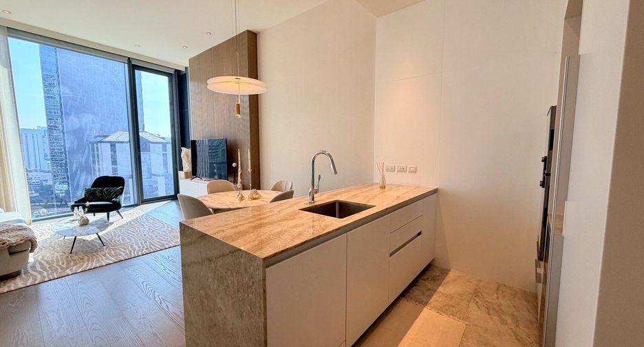 For rent 1 bed condo in Pathum Wan, Bangkok
