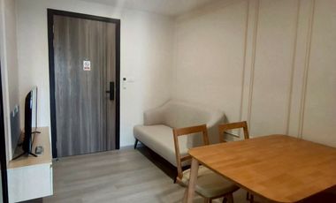 For rent 2 bedrooms condo in Din Daeng, Bangkok