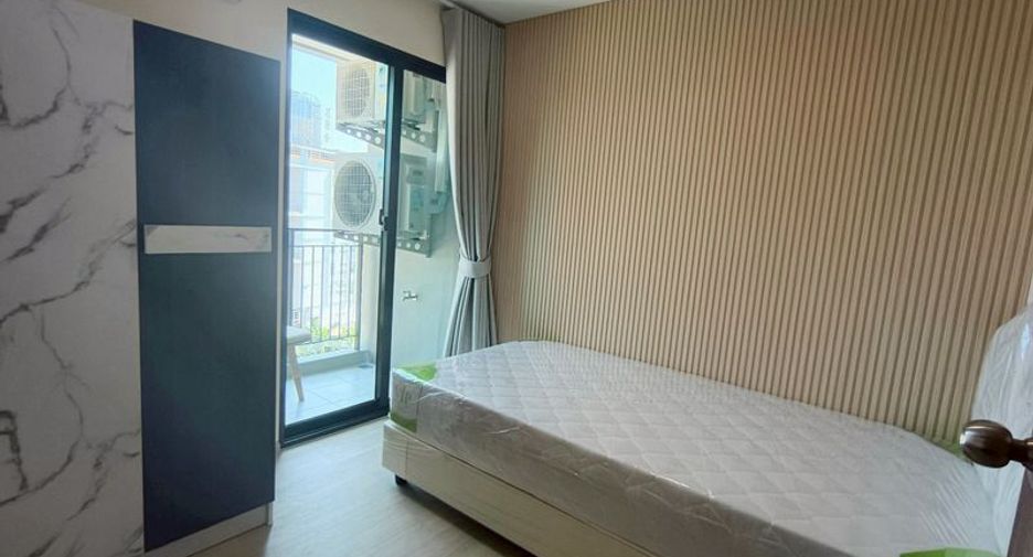 For rent 2 bedrooms condo in Din Daeng, Bangkok