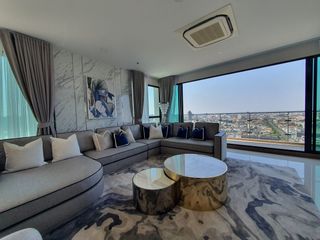 For rent 4 ベッドルーム condo in Khlong San, Bangkok