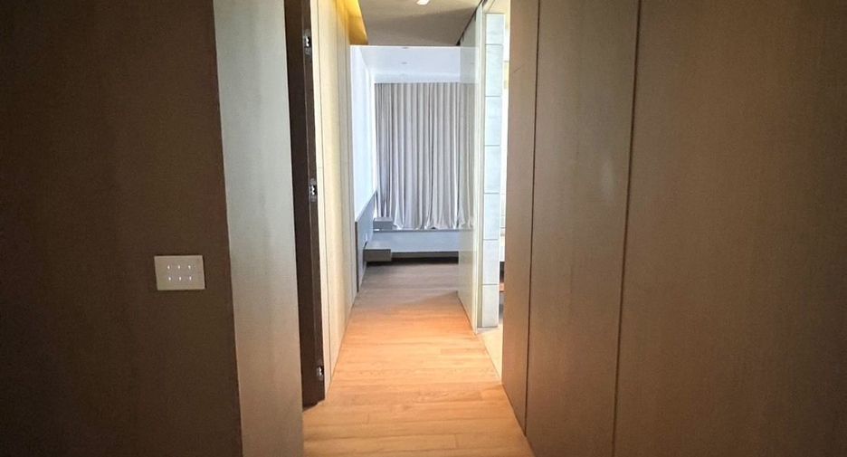 For rent 2 bedrooms condo in Sathon, Bangkok