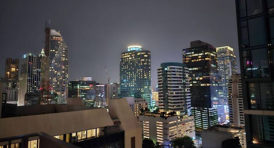 Condo en alquiler de 1 habitaciones en Pathum Wan, Bangkok
