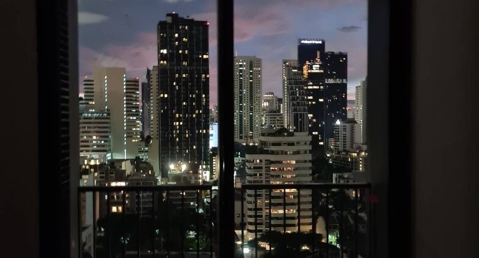 For rent 1 bed condo in Watthana, Bangkok