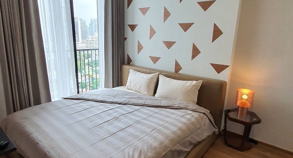 For rent 1 bed condo in Watthana, Bangkok