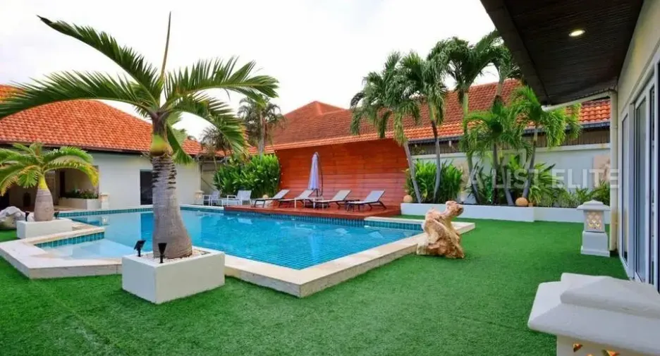 For rent 6 bedrooms house in Jomtien, Pattaya