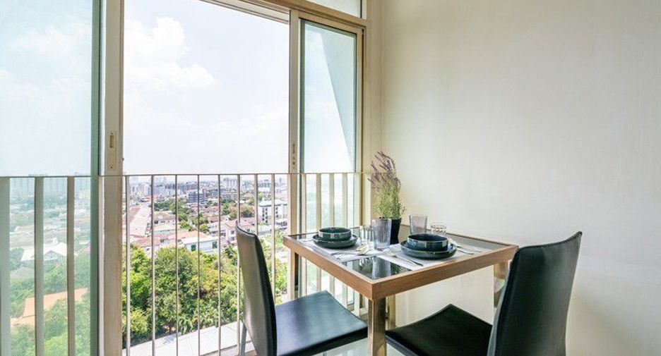 For rent 1 bed condo in Phra Khanong, Bangkok