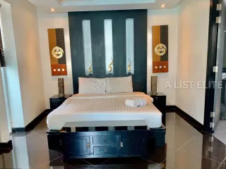 À louer 5 chambres maison à Bang Lamung, Chonburi