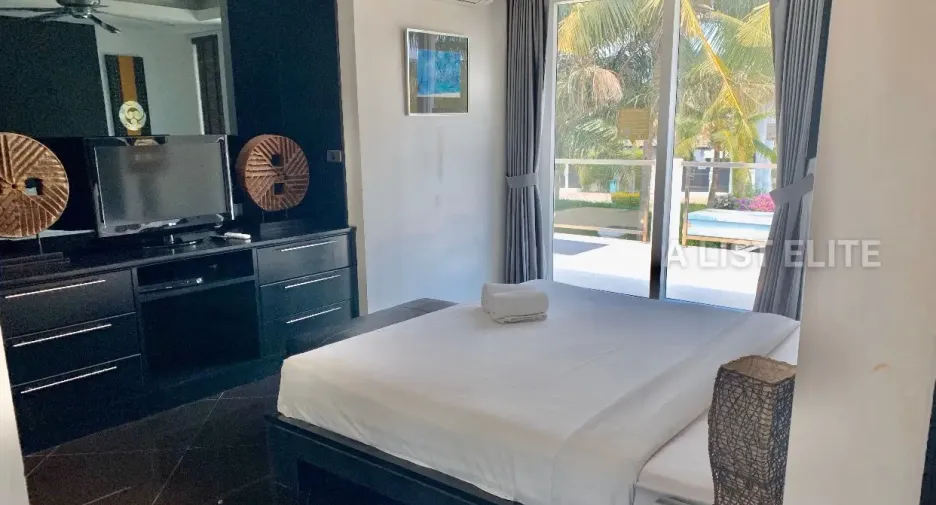 For rent 5 bedrooms house in Bang Lamung, Chonburi