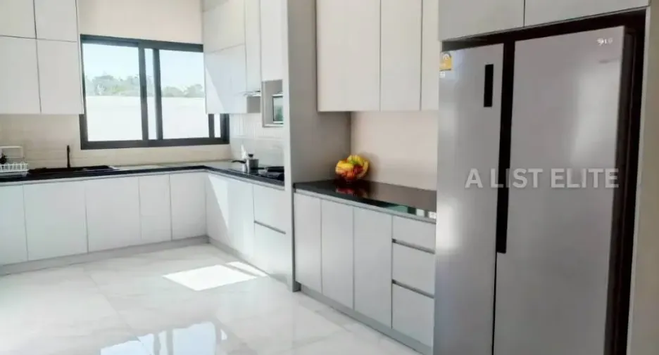For rent 5 bedrooms house in Bang Lamung, Chonburi