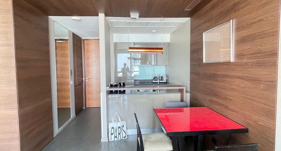 Condo en alquiler de 1 habitaciones en Sathon, Bangkok