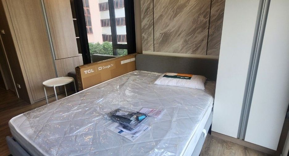 For rent 1 bed condo in Yan Nawa, Bangkok