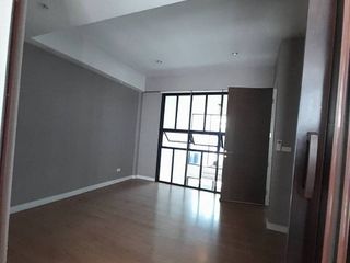 Reihenhaus zur Miete mit 3 Zimmer in Khlong Toei, Bangkok