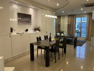 For rent 3 ベッドルーム condo in Khlong Toei, Bangkok