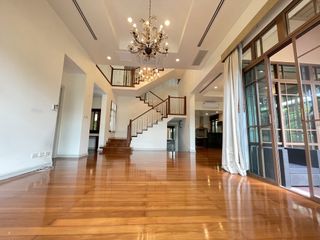 Casa en alquiler de 4 habitaciones en Watthana, Bangkok