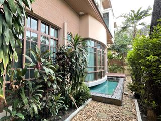 Casa en alquiler de 4 habitaciones en Watthana, Bangkok