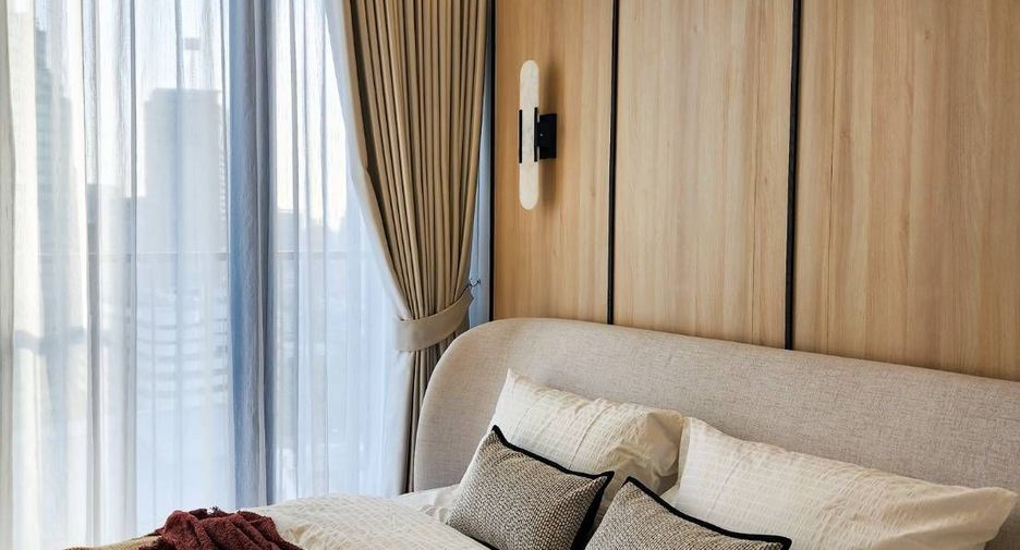 For rent 1 bed condo in Watthana, Bangkok