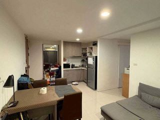 À louer 2 chambres condo à Phra Khanong, Bangkok