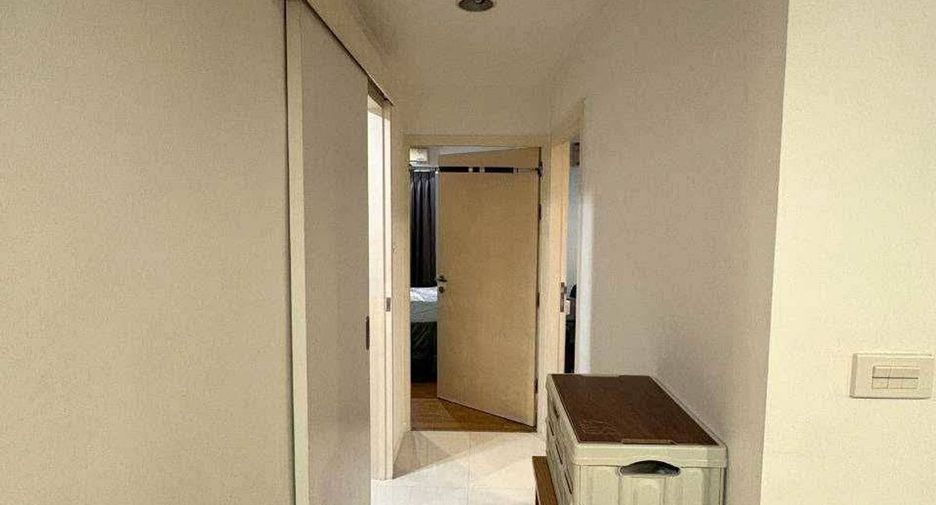 For rent 2 bedrooms condo in Phra Khanong, Bangkok