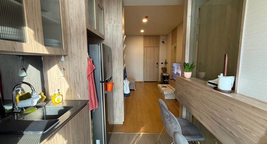 For rent 1 bed condo in Khlong Toei, Bangkok