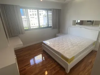 À louer 3 chambres appartement à Khlong Toei, Bangkok