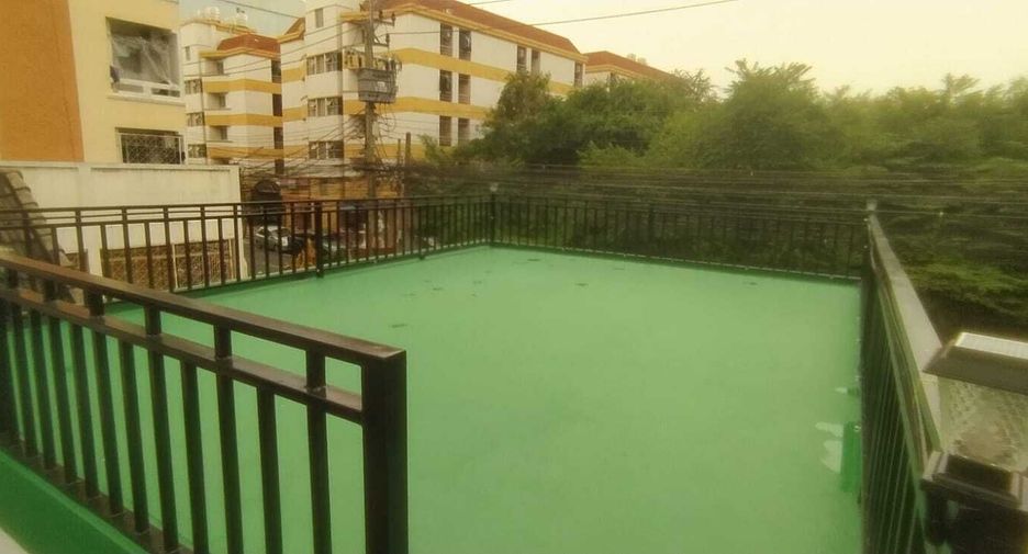 For rent 1 bed retail Space in Bang Kapi, Bangkok