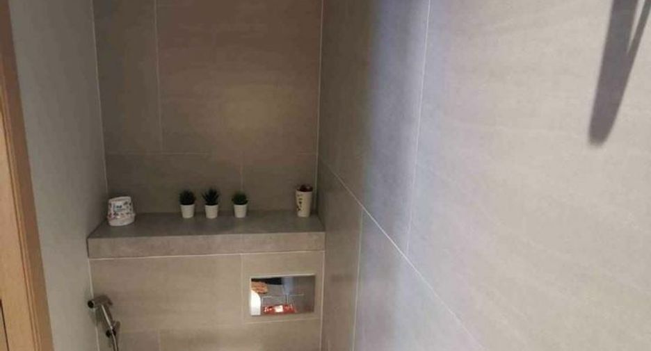 For rent 2 bedrooms condo in Sathon, Bangkok