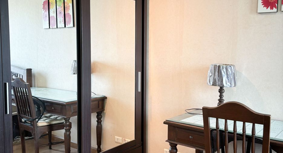 For rent 1 bed condo in Yan Nawa, Bangkok
