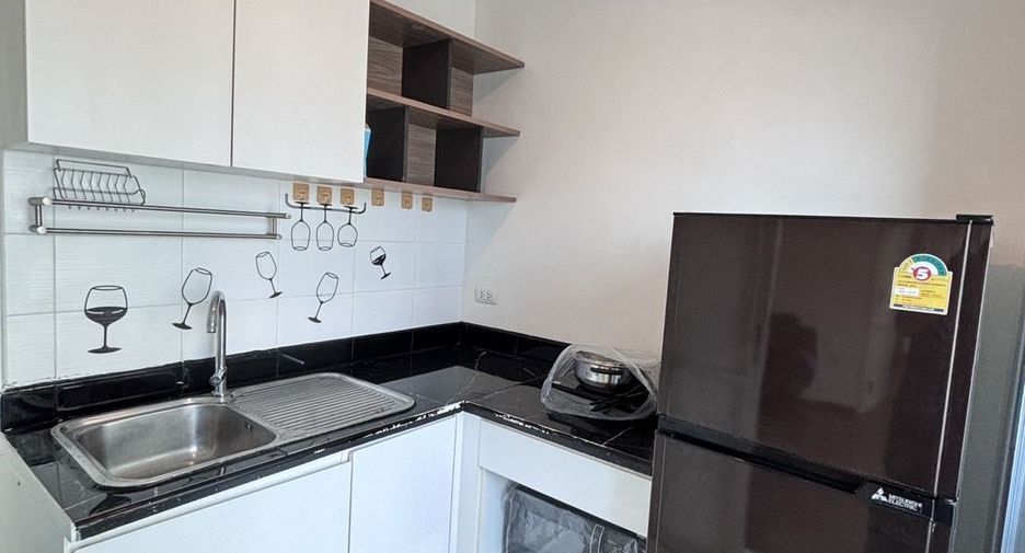 For rent 2 bedrooms condo in Thon Buri, Bangkok