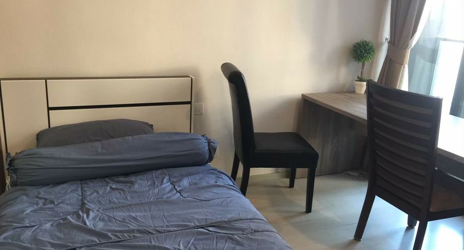 Condo en alquiler de 2 habitaciones en Pathum Wan, Bangkok