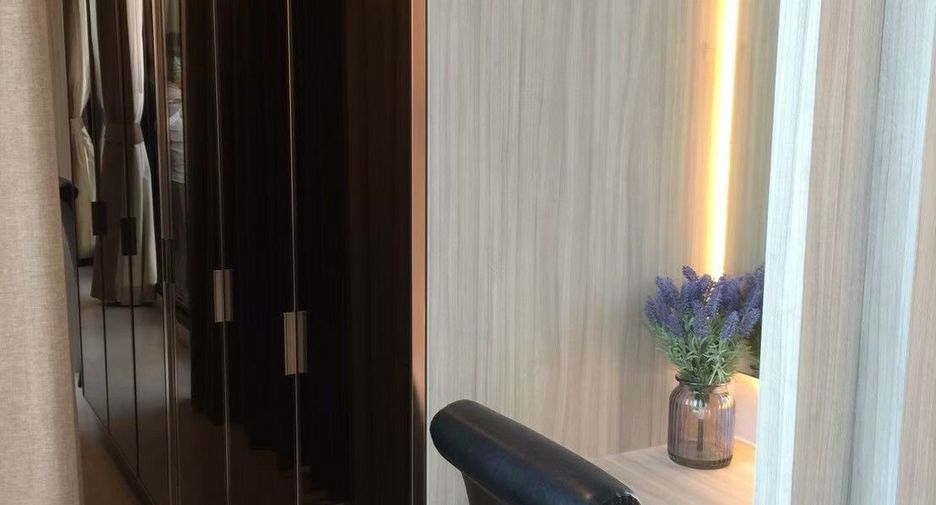 Condo en alquiler de 2 habitaciones en Pathum Wan, Bangkok