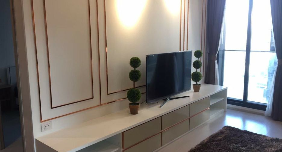 Condo en alquiler de 2 habitaciones en Pathum Wan, Bangkok
