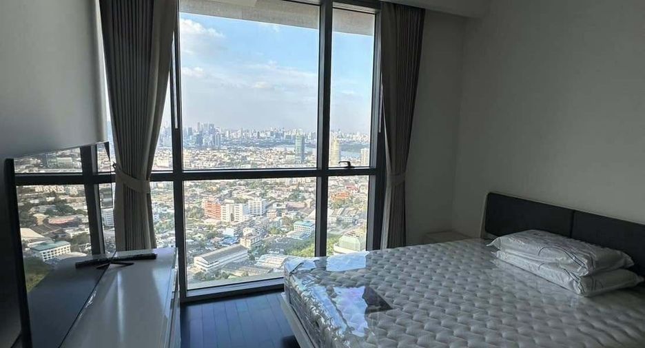 For rent 2 bedrooms condo in Yan Nawa, Bangkok