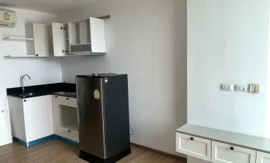 Condo en alquiler de 1 habitaciones en Bang Kho Laem, Bangkok