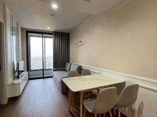 Condo en alquiler de 1 habitaciones en Khlong Toei, Bangkok