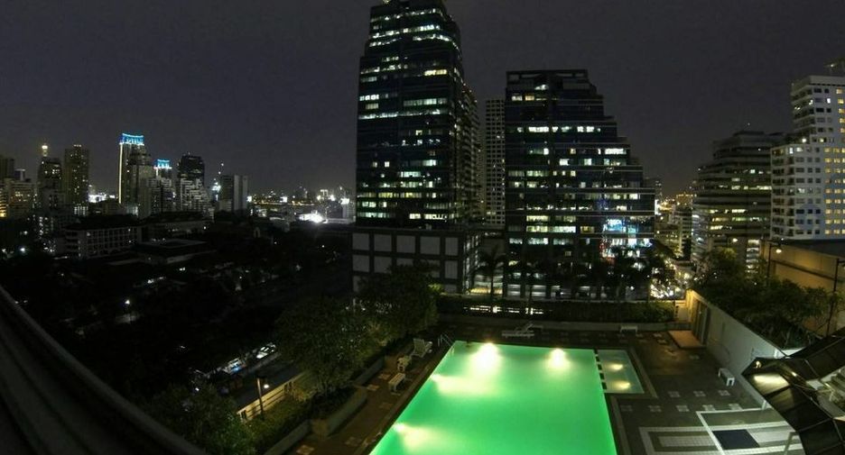 For rent 2 ベッドルーム condo in Watthana, Bangkok