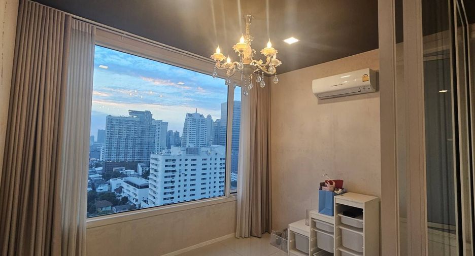 For rent 2 bedrooms condo in Sathon, Bangkok