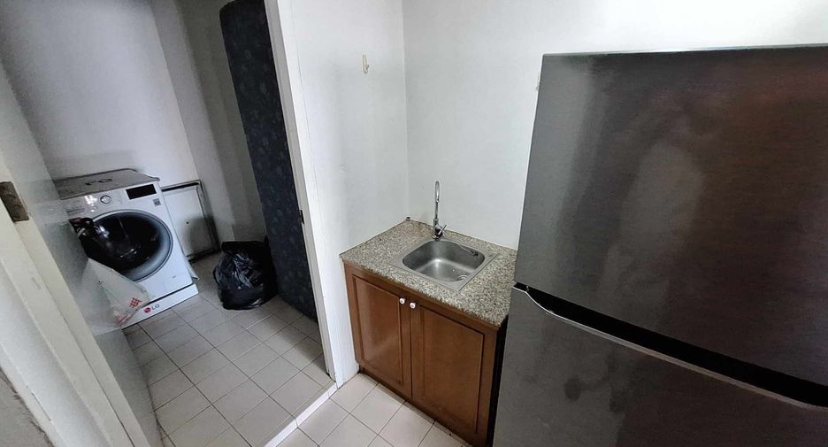 Wohnung zur Miete mit 2 Zimmer in Watthana, Bangkok