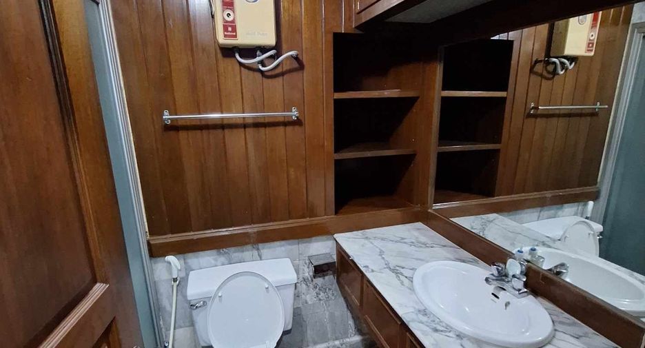 Wohnung zur Miete mit 2 Zimmer in Watthana, Bangkok