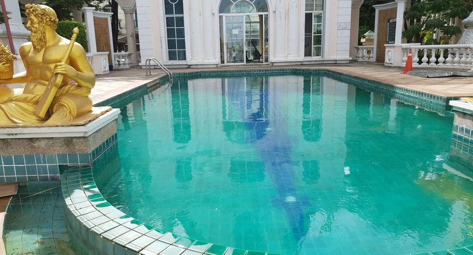 For rent 3 ベッドルーム townhouse in Chatuchak, Bangkok