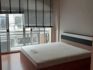 For rent 3 bedrooms townhouse in Chatuchak, Bangkok
