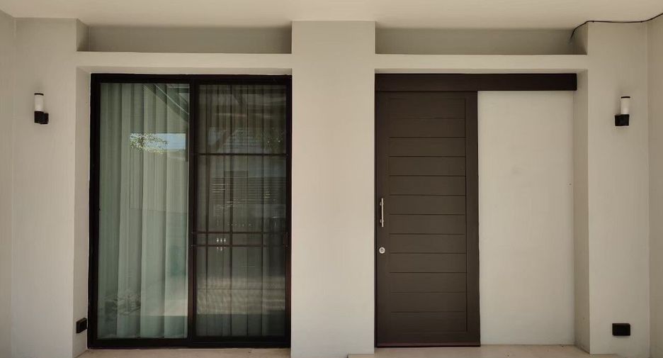 For rent 3 bedrooms house in Suan Luang, Bangkok